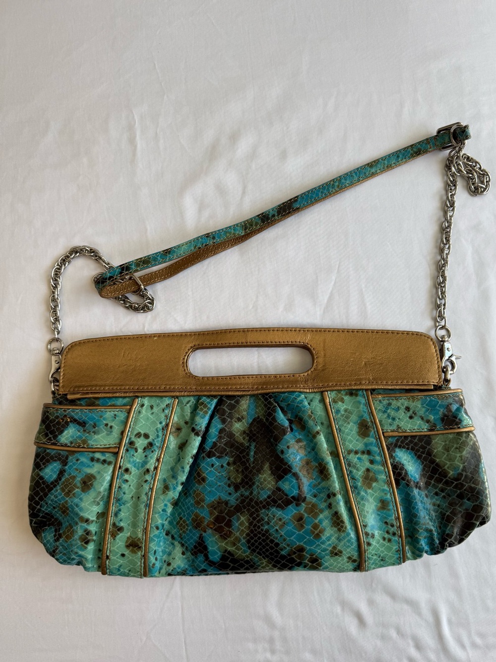 Turquoise Snake-Print Shoulder Bag with Tan Trim and Chain Strap